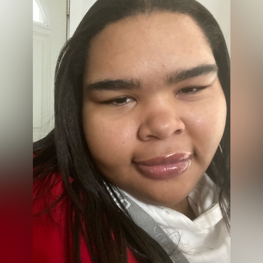 Meet your Posher, Nayonna